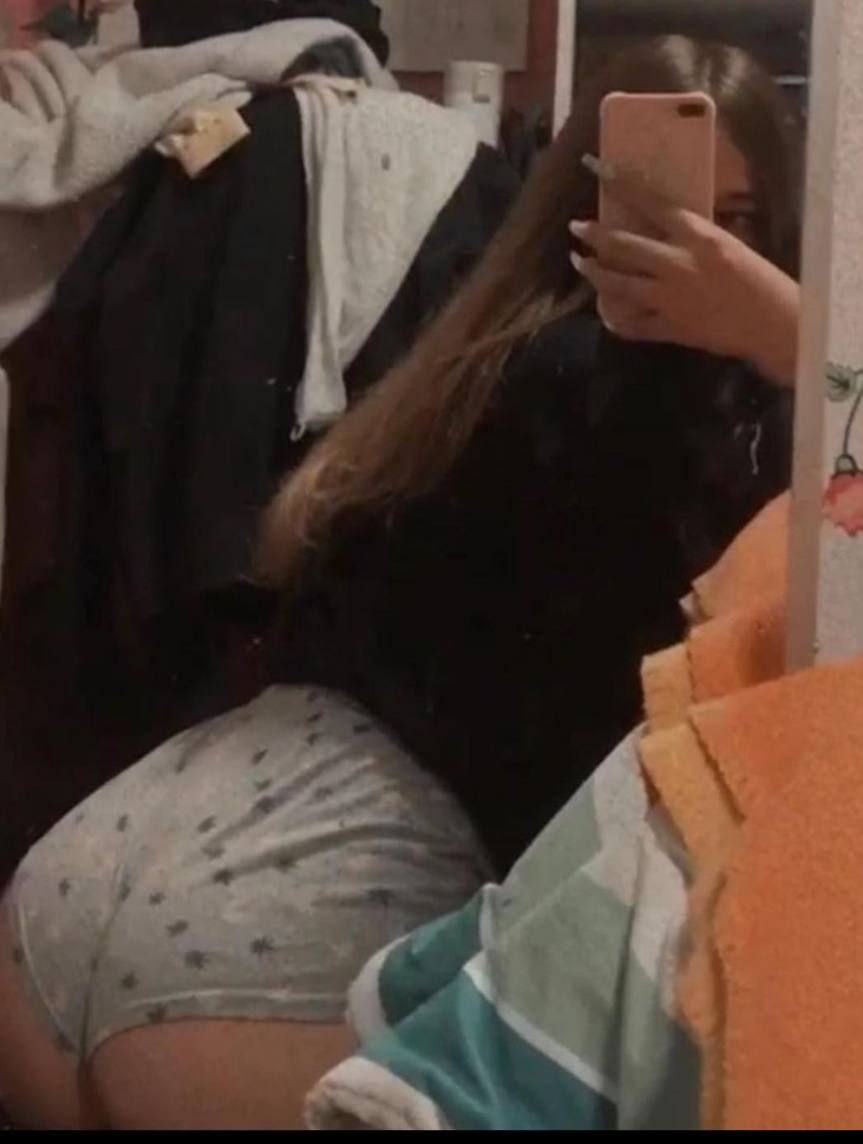 Una putita con rica concha + 2videos