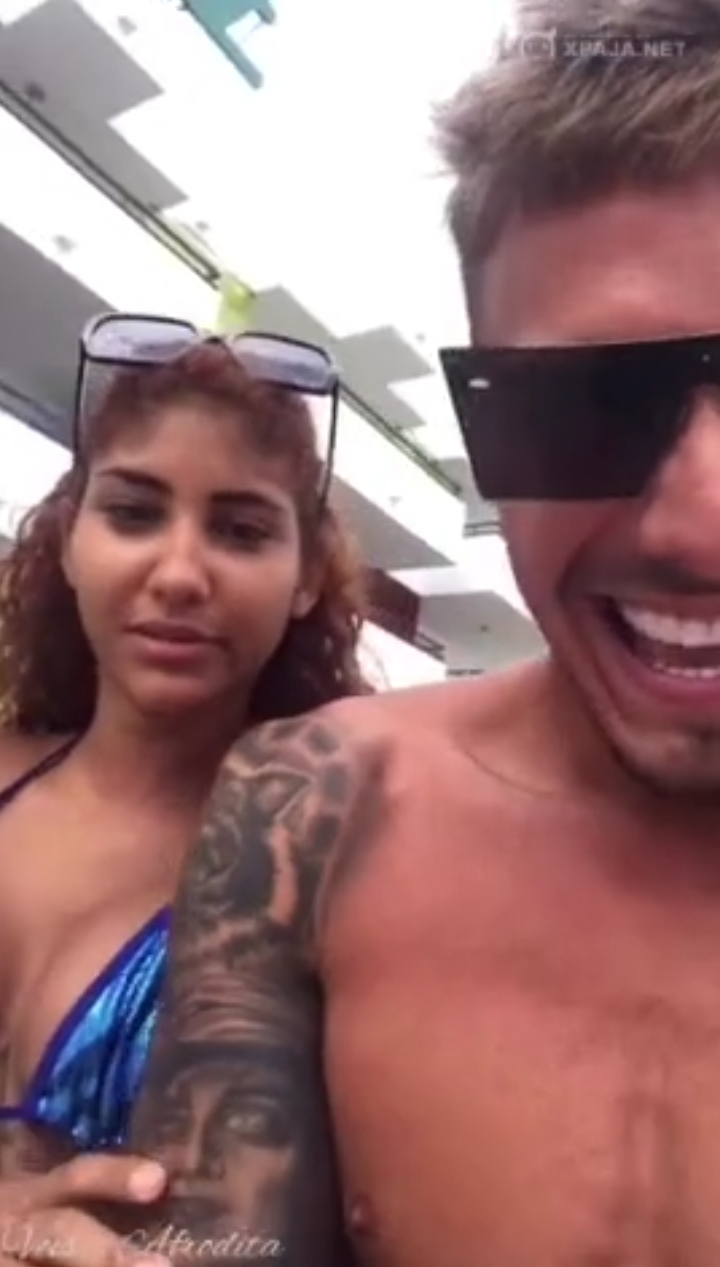 Pack de Venus rica putita cogiendo y mamando pija